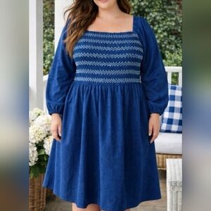 NWOT Draper James Navy Blue Smocked Dress